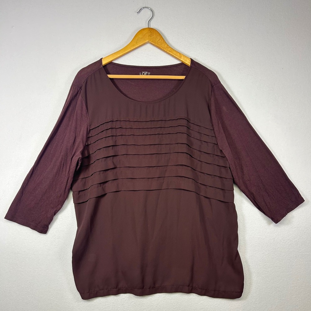 Professional Minimalist‎ Loft Women XL Burgundy Tiered Pleated Mixed Media Top